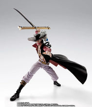 Cargar imagen en el visor de la galería, S.H.Figuarts DRACULE MIHAWK -HAWKEYE-