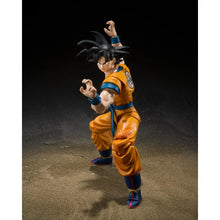 Cargar imagen en el visor de la galería, S.H. FIGUARTS SON GOKU SUPER HERO