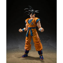 Cargar imagen en el visor de la galería, S.H. FIGUARTS SON GOKU SUPER HERO