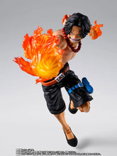 Cargar imagen en el visor de la galería, PREVENTA - SH FIGUARTS PORTGAS D ACE MARINEFORD