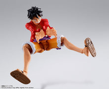 Cargar imagen en el visor de la galería, S.H. FIGUARTS LUFFY- THE RAID ON ONIGASHIMA