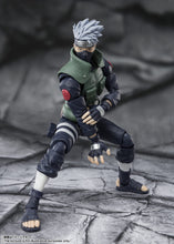 Cargar imagen en el visor de la galería, SH Figuarts Kakashi Hatake - The famed Sharingan Hero