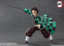 Cargar imagen en el visor de la galería, S. H. FIGUARTS TANJIRO KAMADO