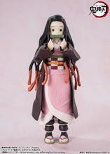 Cargar imagen en el visor de la galería, S. H. FIGUARTS NEZUKO KAMADO
